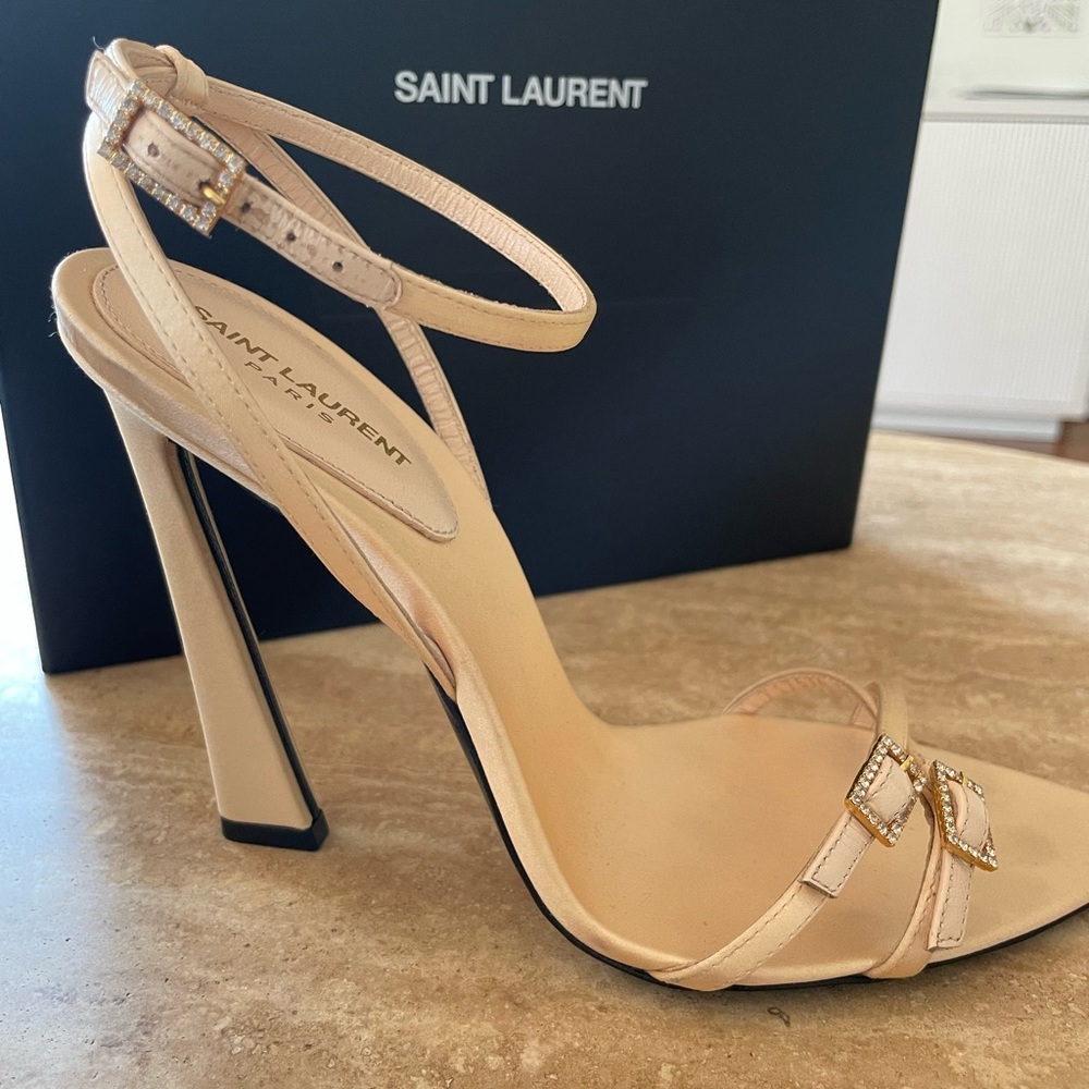 SOLD!! Saint Laurent Nude Beige Heels